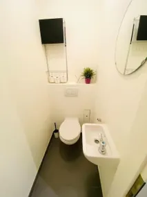 Large 3bedrooms with Terrace and Parking - Image 5