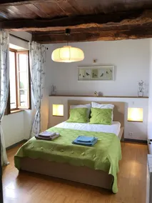 Quiet house with private, secure swimming pool heated from June to September - Image 3