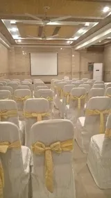 Peral City Hotel - Image 3