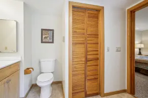 Highridge D18 Inviting Country-Style 2BR Retreat with Pool, Hot Tub & Game Room - Image 5
