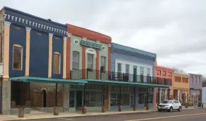 Blu-Buck Mercantile Hotel Apt. C - Image 5