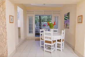 Inchcape Seaside Villas right on Silver Sands Beach - Garden Apartment - Image 4