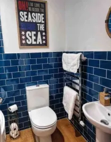 Family (sleeps 7) & Pet Friendly Cottage in Teignmouth by the beach - Image 5