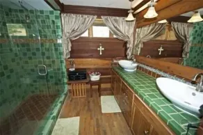 Privé Ranch House Resort - Image 3