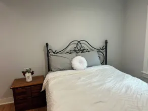 Cheerful 4 rooms Cabin with 2 bath near BU - Image 5
