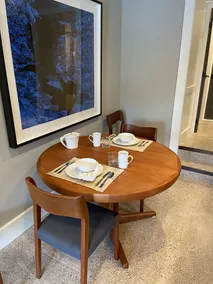 Suite nestled in a garden beside a 13 acre park in the heart of the city. - Image 5