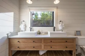 The Outlook - Hot tub & mountain views - Image 2