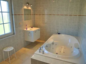 Holiday Home in Ardennes with Bubble Bath - Image 2