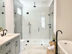 Walking Distance to Raymond James <1 mile New Modern Home - Image 2
