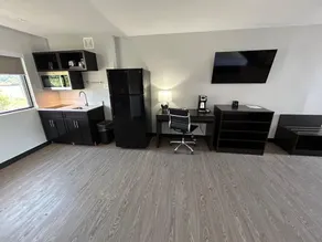 SureStay Studio by Best Western Rowland - Image 3