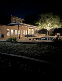 Private Hill Country Retreat Near San Antonio - Image 4