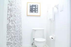 Sauber und offen 3bd / 2ba in einer ruhigen Nachbarschaft in der Nähe - Image 4