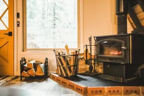 Moonshine Digs is the retro A-Frame of your dreams! Hot tub, record player, games, TVs and peace and quiet all nestled in the heart of the Cascade Mountains with Lake Cle Elum access. - Image 3