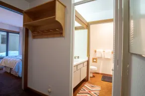 Freshly remodeled, ski-in/ski-out condo with pool, hot tub, & clubhouse - Image 5