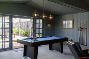 Spa jacuzzi, modern, stylish, separate games room, backyard, fully fenced - Image 2