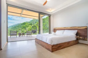 Tropical Oceanview Retreat: 11BR for 27 Guests - Image 3