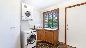 Ideal family holiday home in the seaside town of Warrnambool - Image 2