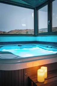 Villa Staras - With Private Heated Pool & Jacuzzi - Image 3