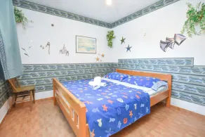 House Vesela - Image 2