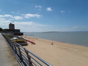 Fouras La Grande Plage - Image 5