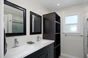 Perfect 4B/2Bth for Business and Nat'l Park Visit - Image 4