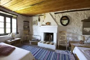 Agios Lavrendis Village: House with character - Image 3