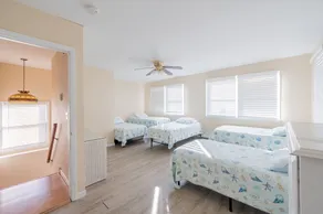 Beautiful large house close to both bay and beach in Seaside Heights, NJ 08751 - Image 5