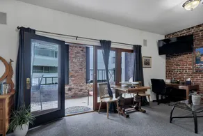 Tacoma's Theatre District Charming Studio with Deck! - Image 2