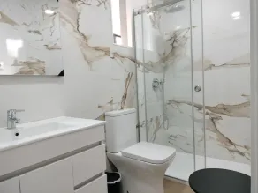 Quarto com Kitchenet junto ao Metro - Image 2