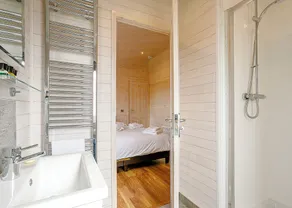 2 chambres à coucher à Bretby, Derbyshire - Image 2