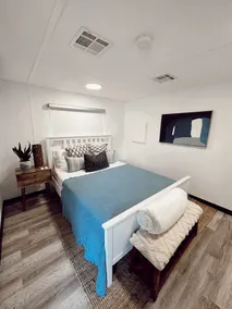 Cozy 2-bedroom apartment in charming Arecibo with WiFi, AC - Image 3