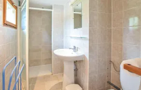 Awesome Home In St Pierre En Auge With Wifi - Image 3