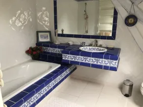 Guest room with private exterior access, located on the 1st floor. - Image 2
