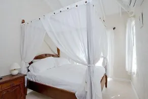 Luxury 5 Bed Villa With Pool, Mullims Beach - Image 5