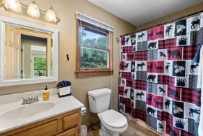 Rivers Edge Near WCU Fire Pit Hot Tub Game Room - Image 2