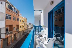 Riva Guest House Los Abrigos - Image 4