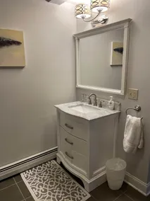 Elegant Studio on Tannersville Main Street - Image 3