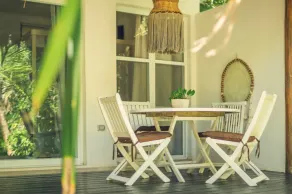 Two Bedroom House garden view - Image 2