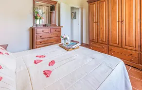 Amazing Home In Arahal - Image 4