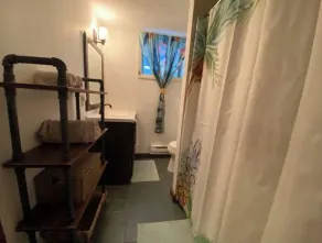 Family-friendly, hot tub, full kitchen, 4 bedroom, deck, yard, dogs allowed.  - Image 2