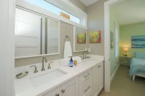 2201 AVE C home - Image 4