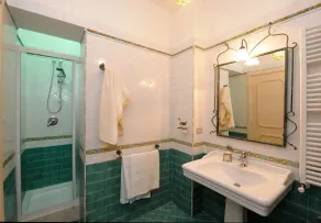 FELICITY - exclusive swimming pool and sea access - Image 3
