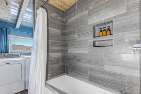 ⛷️Mountain Home☀️ Hot Tub ⛰️Walk to Downtown Frisco✨2 Kitchen/Living Room Areas - Image 2