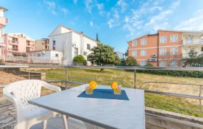 Nice apartment in Sveti Filip i Jakov with WiFi - Image 4