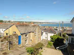 WALTER, pet friendly, character holiday cottage in Newlyn - Image 2