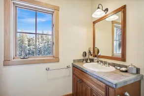 Silverado Lodge at Palisades - 4BR w/ Private Hot Tub, Ski Shuttle & Pet-Friendly! - Image 5
