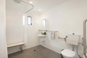 Smart Suites Self Check-in Apartments - N Freney - Image 5