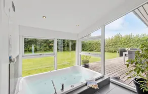 Fantastisk hjem i Hemmet med køkken - Image 2