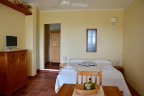 CORNIETO Agriturismo biologico APT SCILLA - Image 2