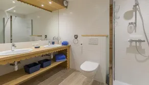 Chalet Hauteluce—Saisies-Contamines: Private indoor pool, sauna, elevator - Image 2